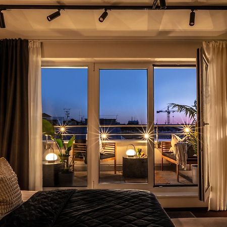 Turnkey I Central Apartment With Terrace Prag Exterior foto